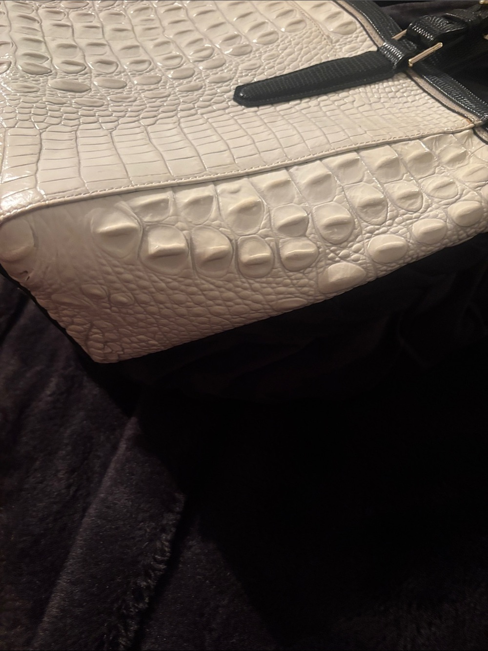 Brahmin Cream leather Croc Tote with Black Trim - Picture 6 of 11